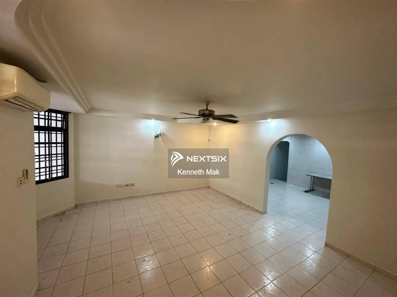 FULL LOAN Double Storey @ Taman Daya - 5 Min to 99 Speedmart