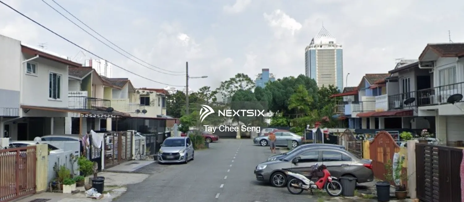 2-sty Terrace/Link House For Sale in Bandar Sunway Selangor - Image 3
