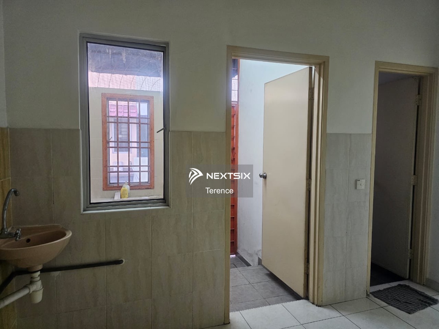 2-sty Terrace/Link House For Rent in Setia Tropika Johor - Image 10