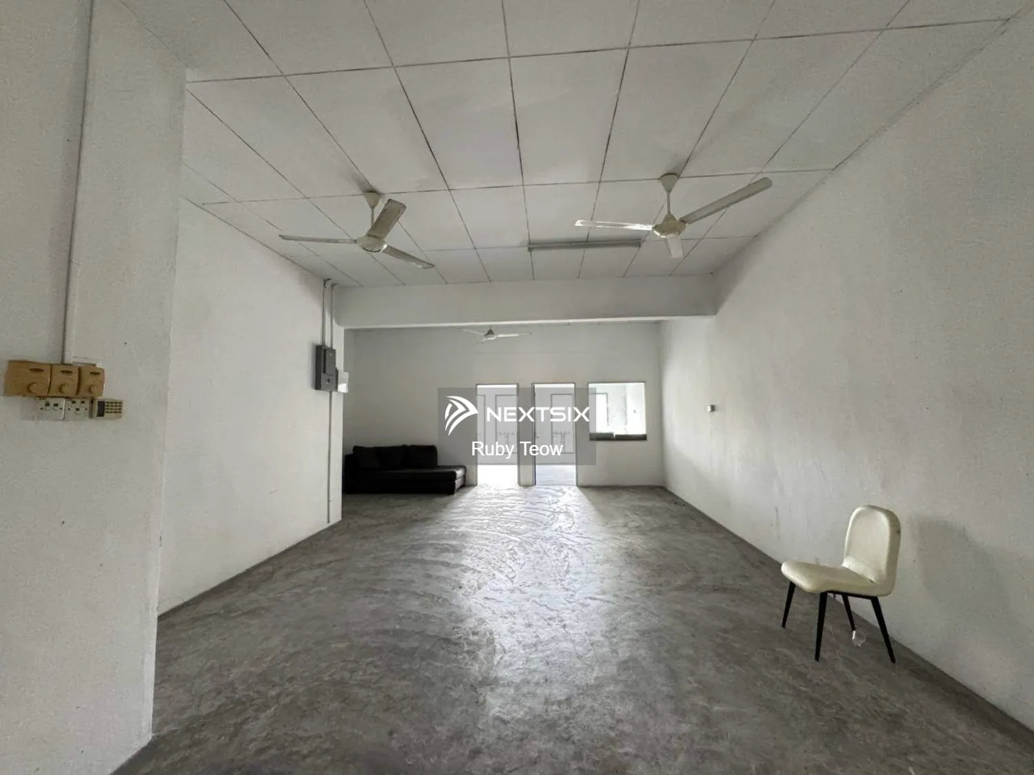 Kulai Indahpura - Shop Lot (1st Floor) for Rent