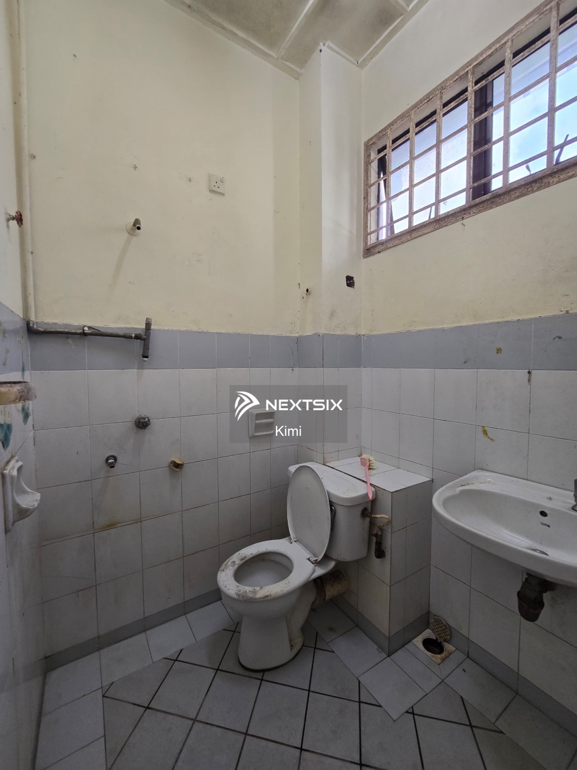 2-sty Terrace/Link House For Sale in Permas Jaya Johor - Image 11