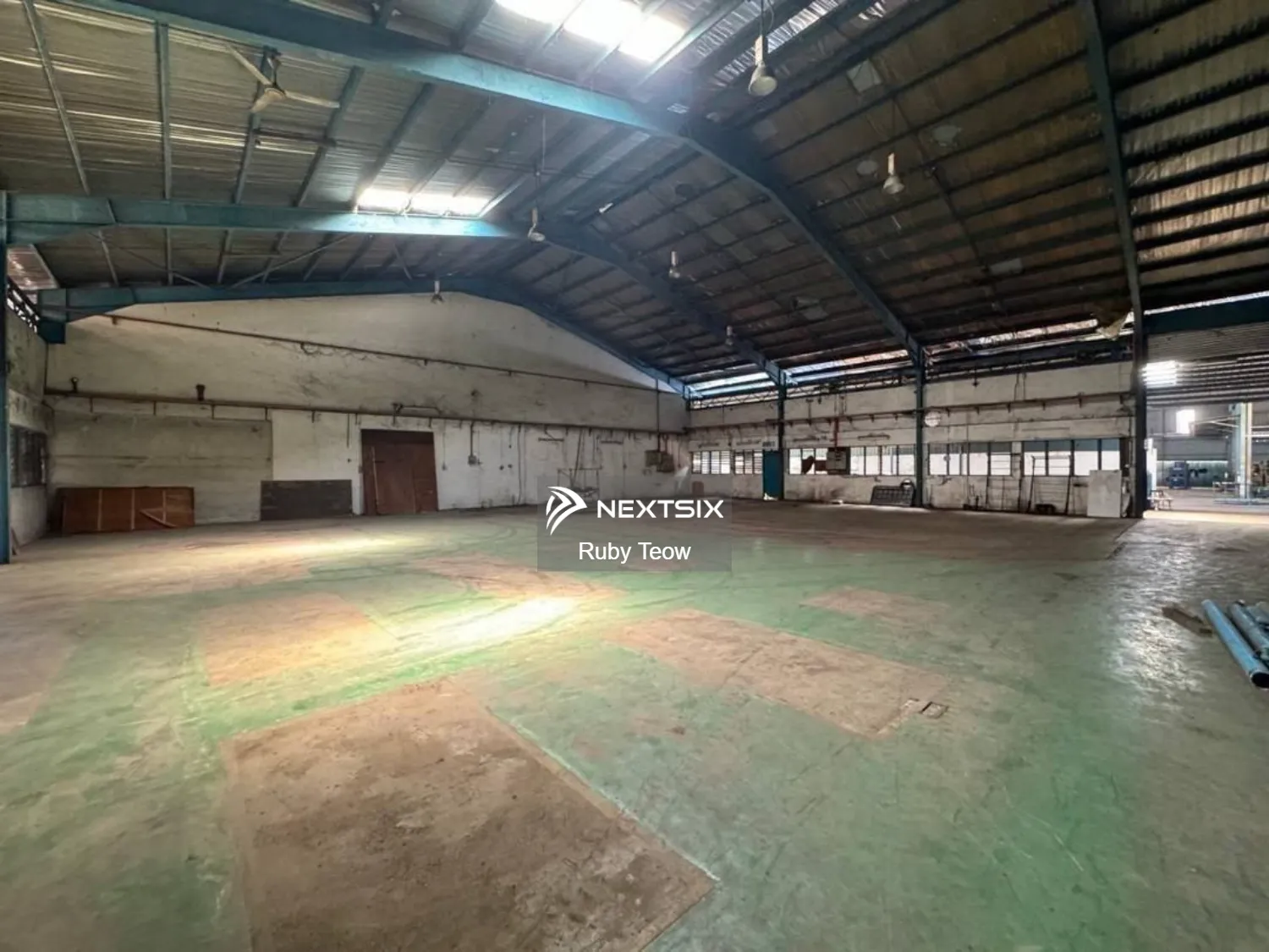 Kawasan Perindustrian Pasir Gudang - Detached Factory (2 Adjoined) for Rent
