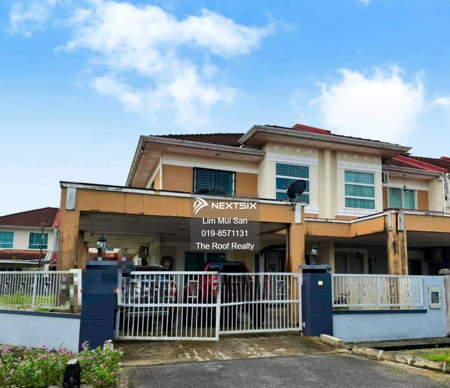 Double Storey Terrace Corner at Stephen Yong Area in Kuching for Sale