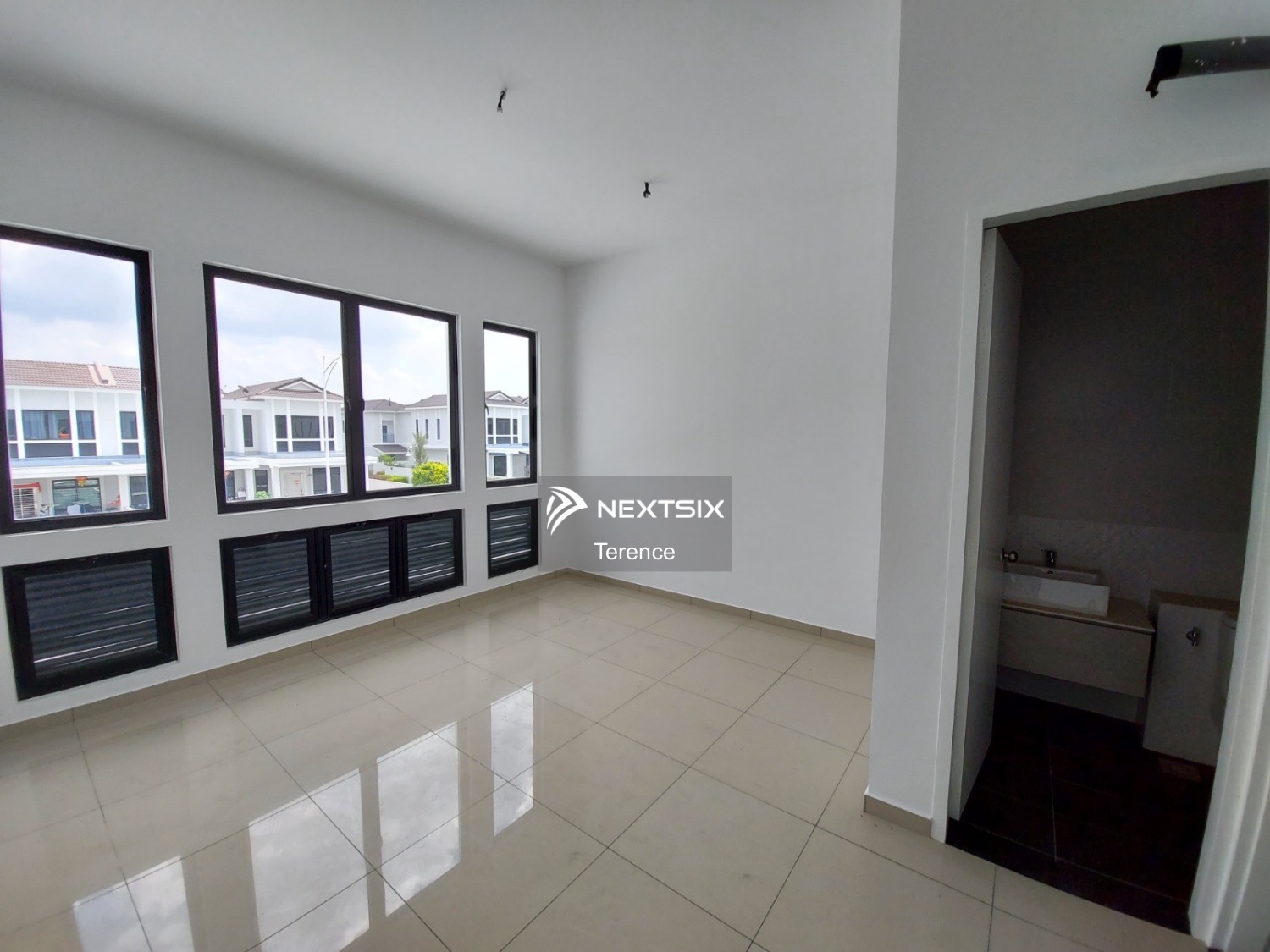 2-sty Terrace/Link House For Sale in Pasir Gudang Johor - Image 18