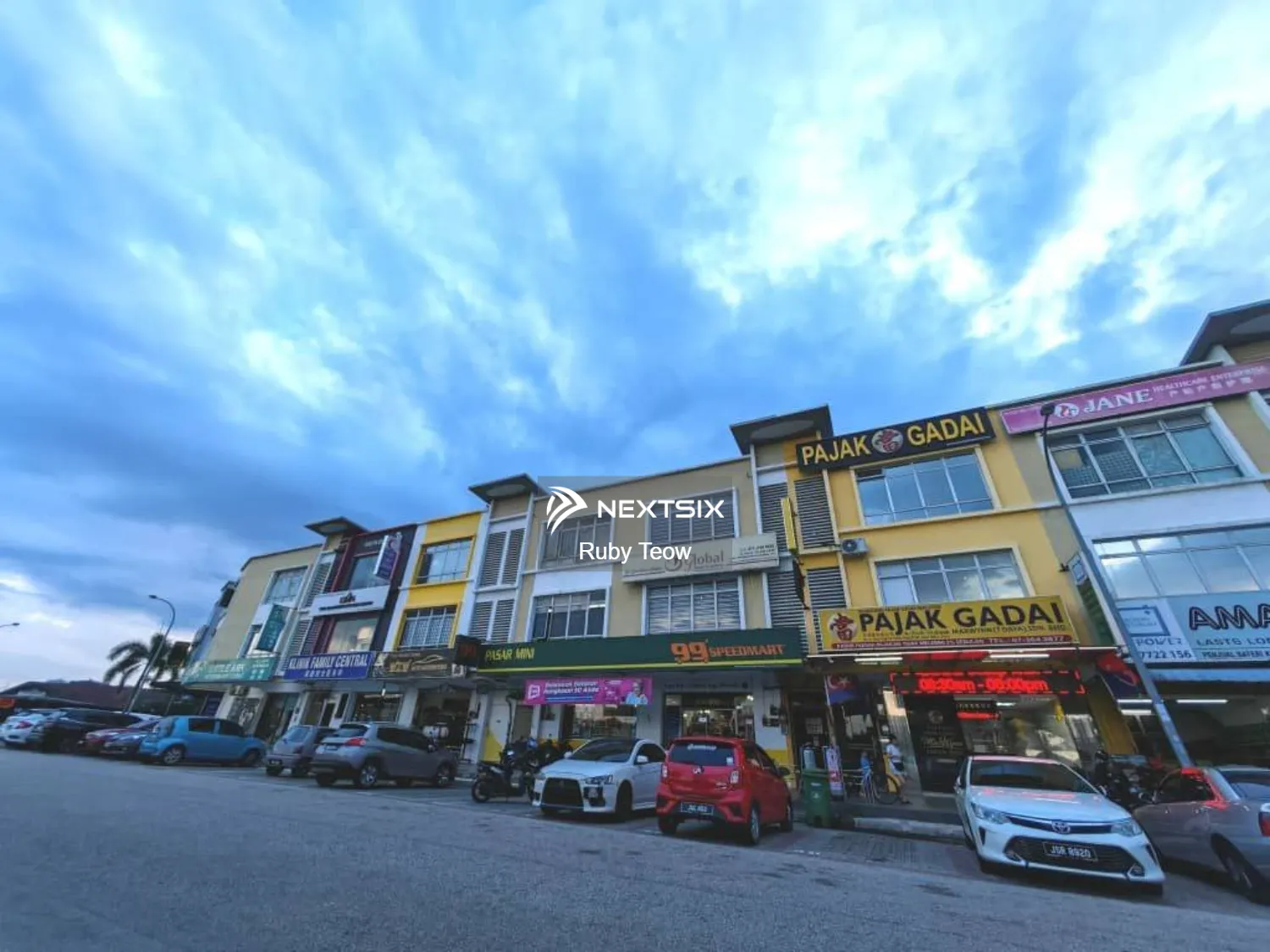Taman Daya - Shop Lot (Ground_2nd Floor) for Rent