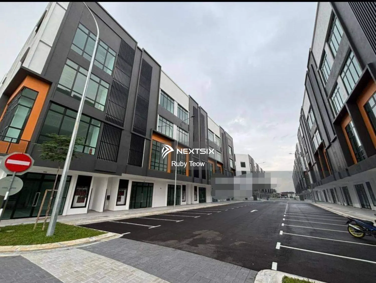 Pelangi Avenue - Shop Lot (2nd_3rd Floor) for Rent