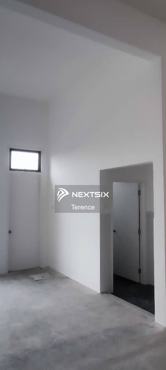 Shop Office For Rent in Ulu Tiram Johor - Image 12