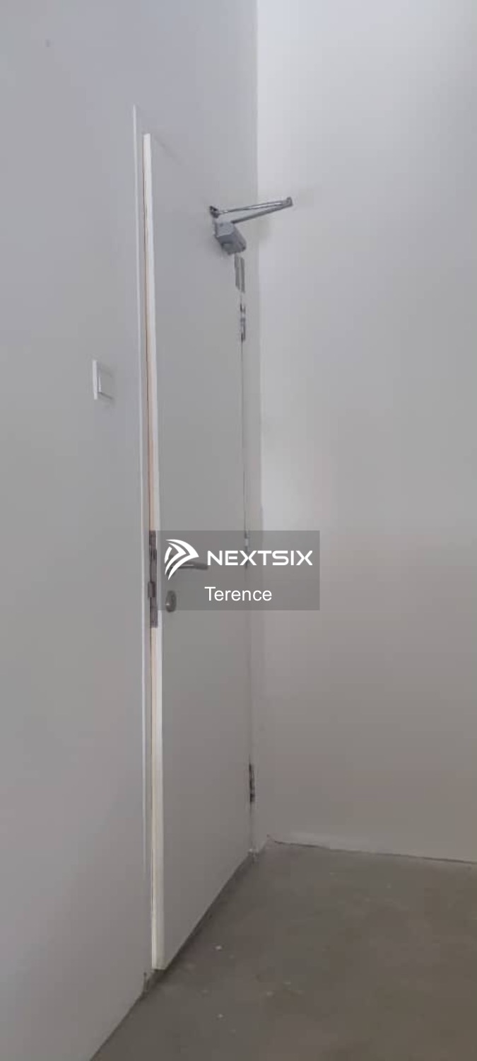 Shop Office For Rent in Ulu Tiram Johor - Image 6