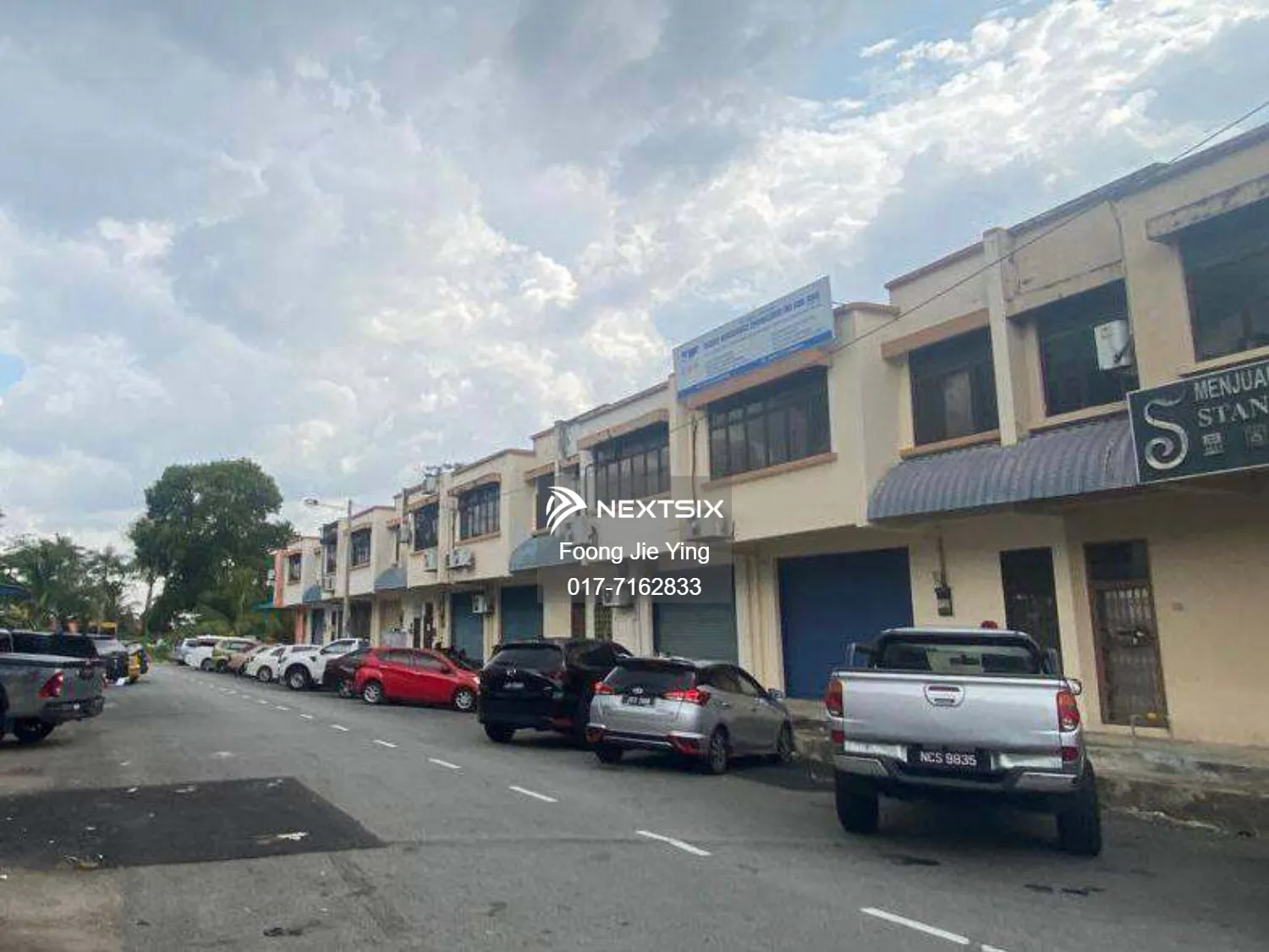 Jalan Bukit, 1.5 Storey Terrace Factory For Rent