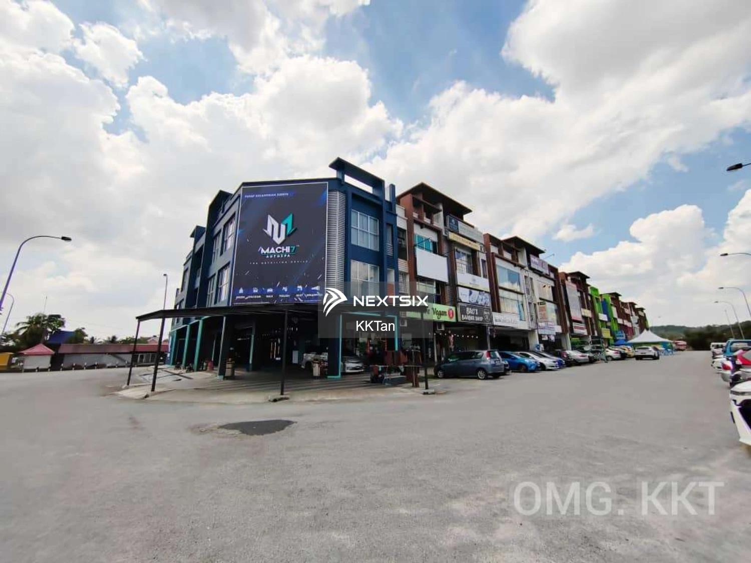 Batu Belah 3 Storey Shoplot Facing Main Road Good Location Best Buy Klang