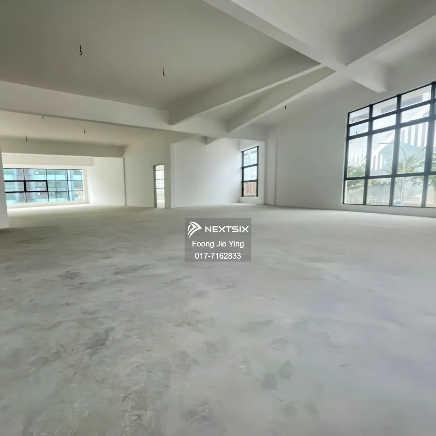Jalan Larkin Jaya, 4 Storey Shop Corner Lot