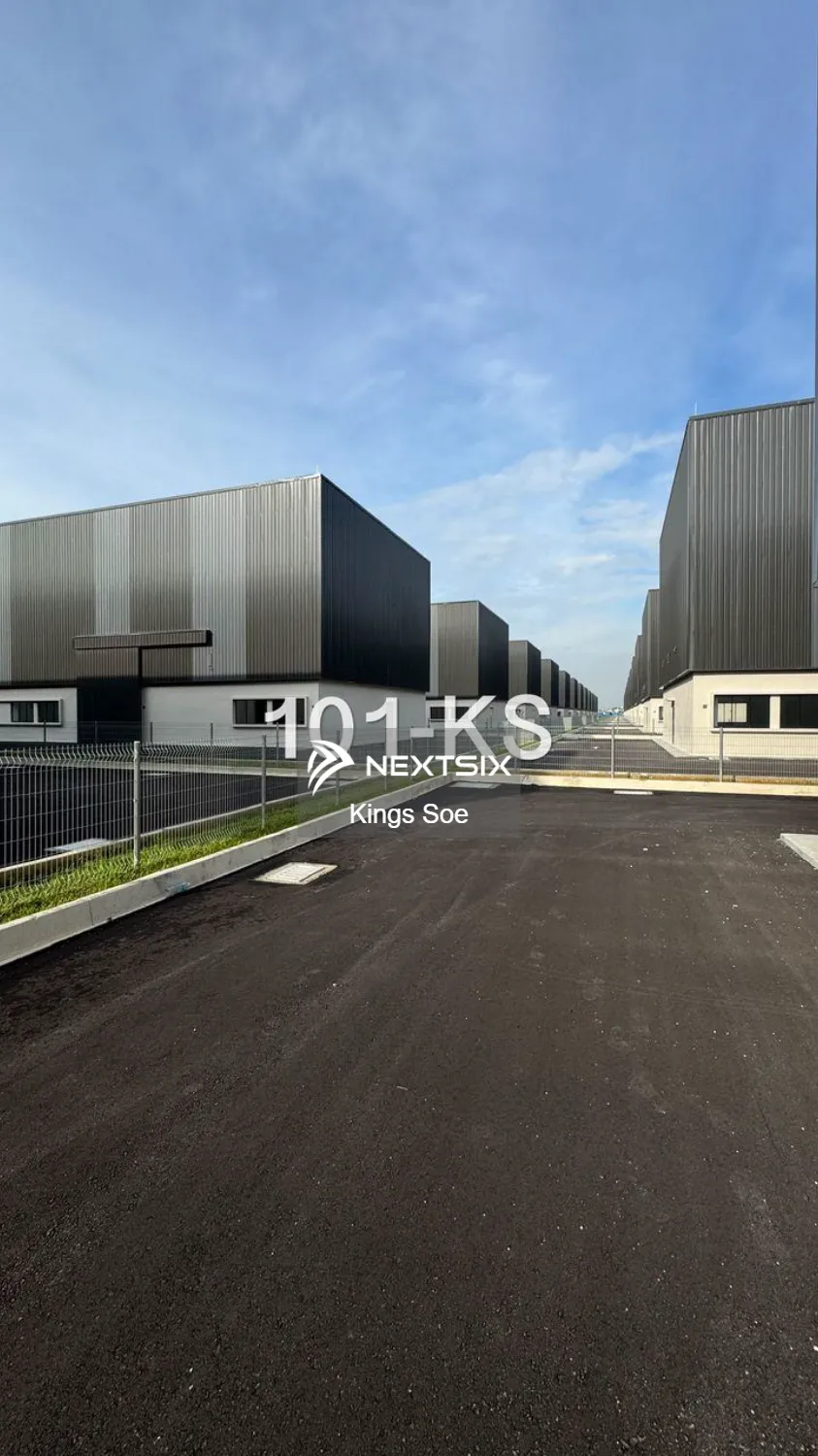 Detached Factory For Rent in Klang Selangor - Image 11