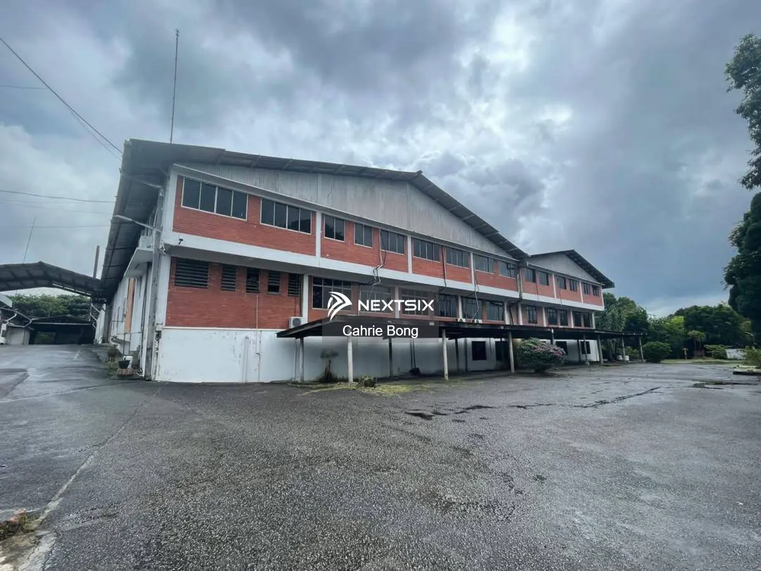 Kulai Roadside Factory/Warehouse For Rent
