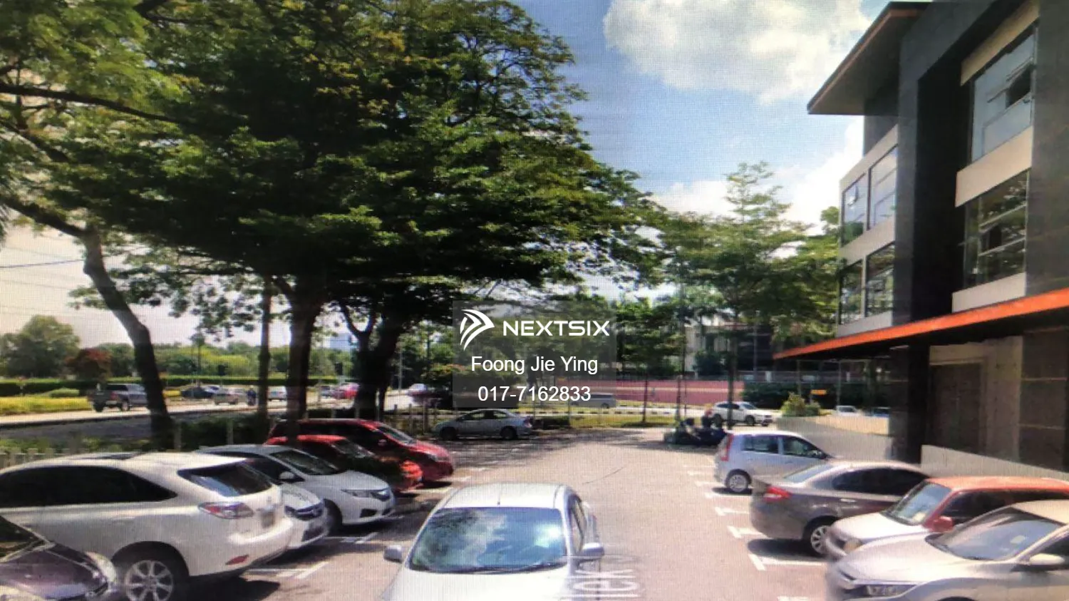 Taman Molek, 3 Storey Shop Lot