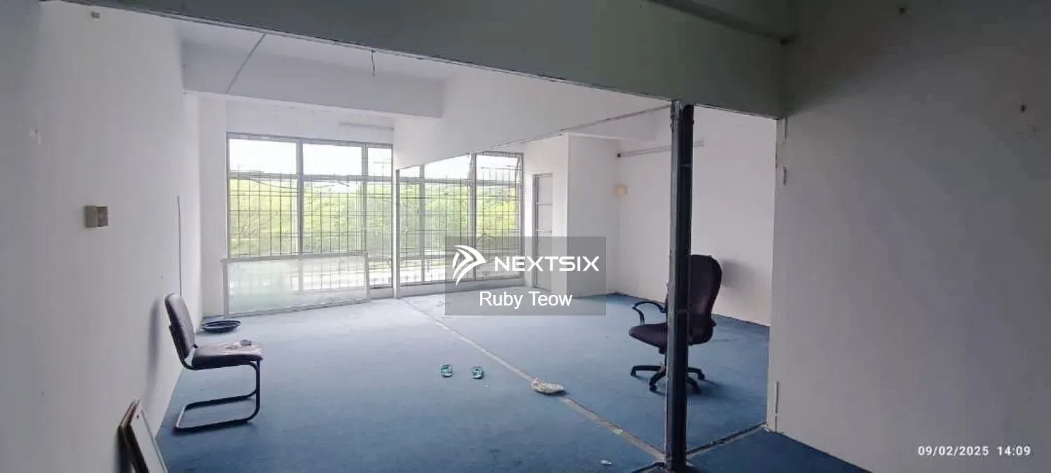 Taman Nusa Sentral - 3 Storey Shop Lot (Tenanted) for Sale or Rent