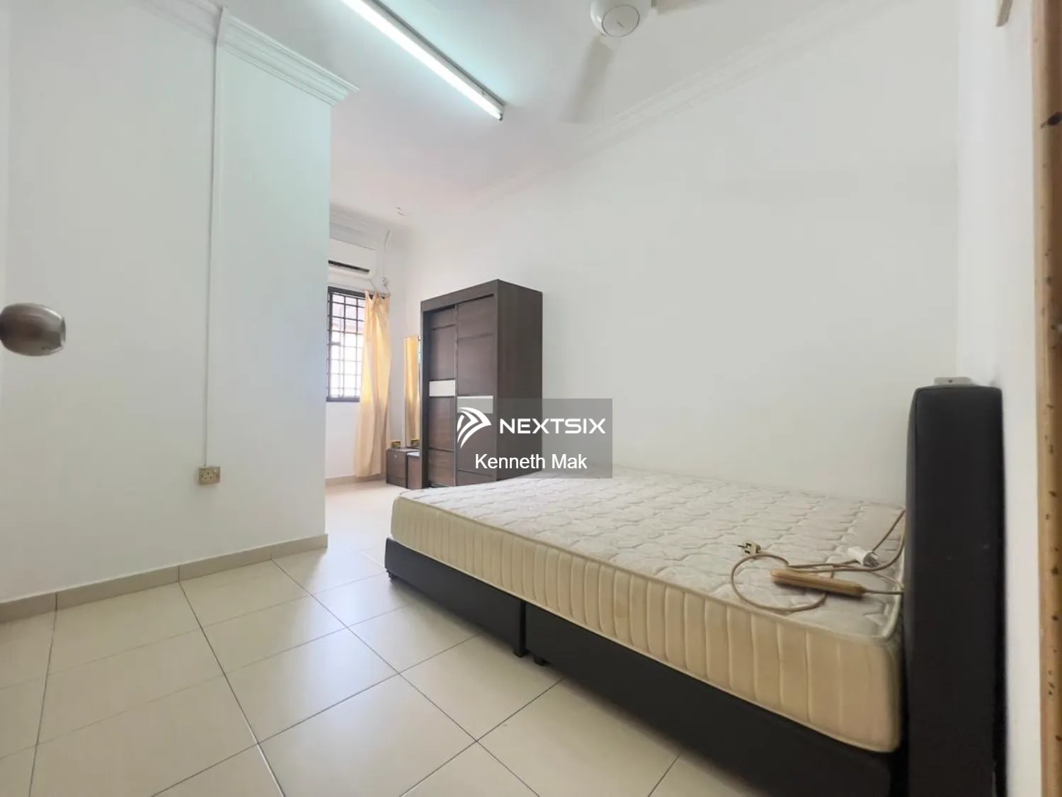 UNBLOCK VIEW Double Storey @ Beside Havona, Taman Mount Austin - RENO