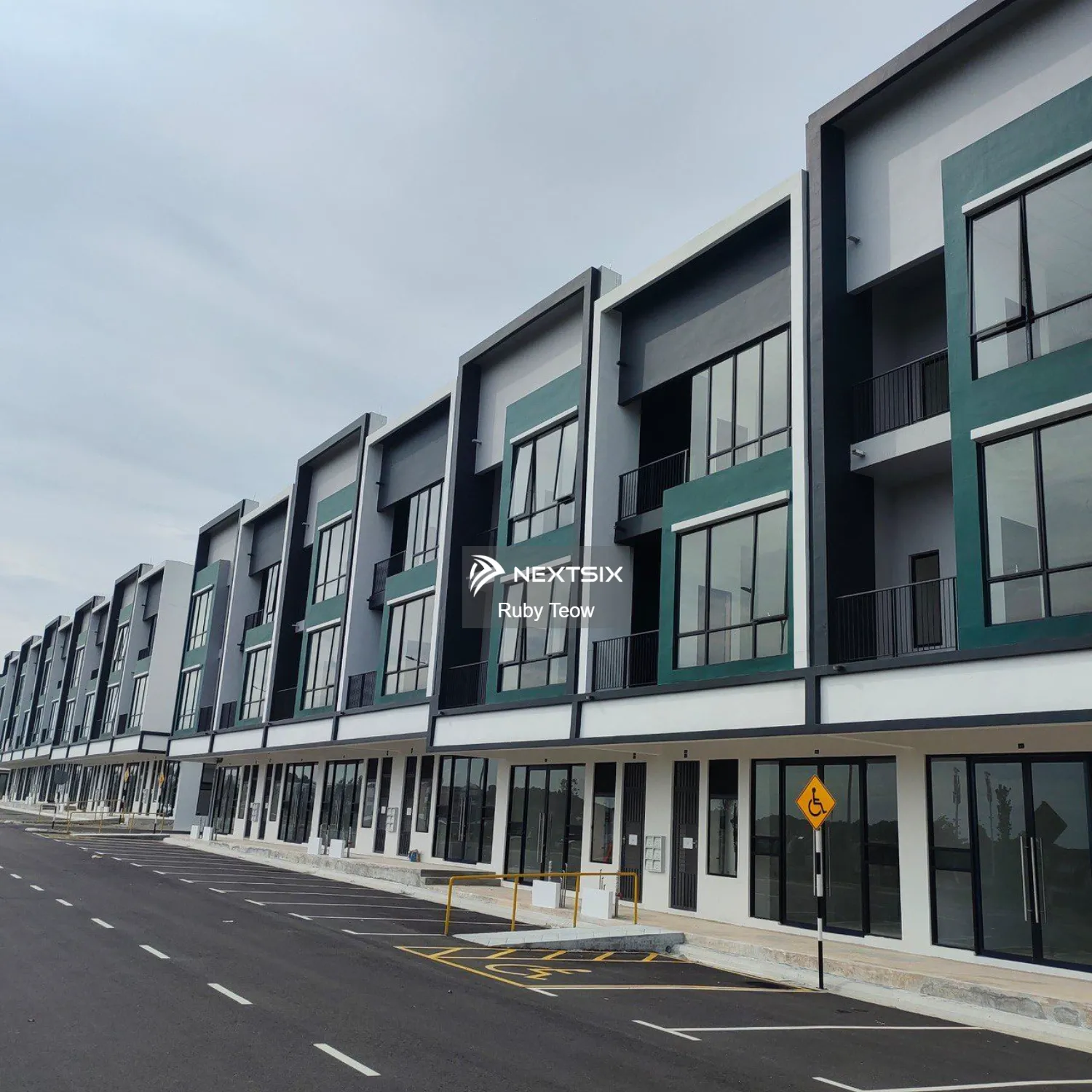 Crest Austin - 3 Storey Shop Lot for Rent