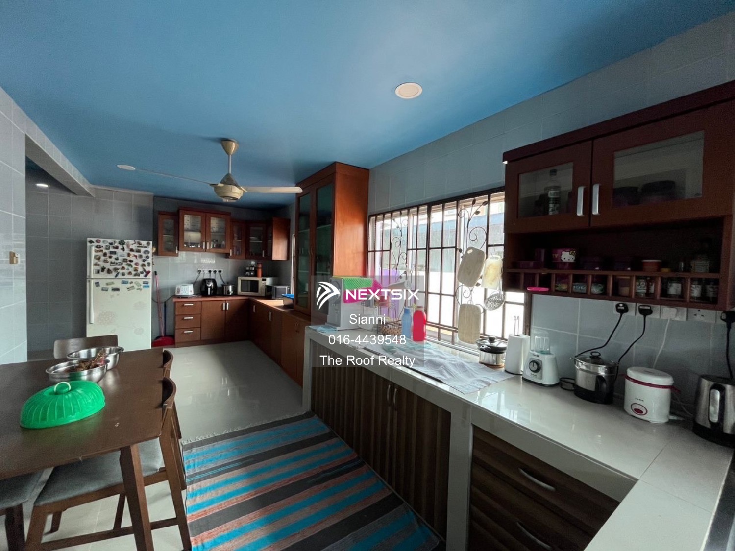 Semi-detached House For Sale in Kuching Sarawak - Image 5