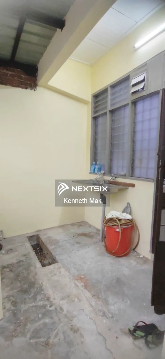2-sty Terrace/Link House For Sale in Johor Bahru Johor - Image 6