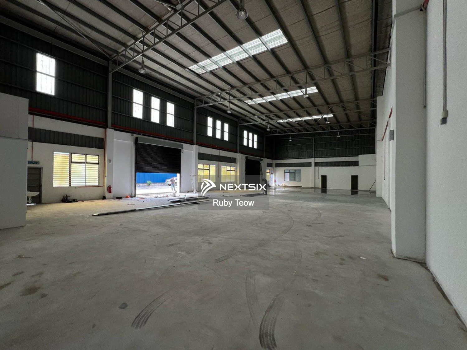 Setia Business Park 2 - 1.5 Storey Semi-Detached Factory for Rent