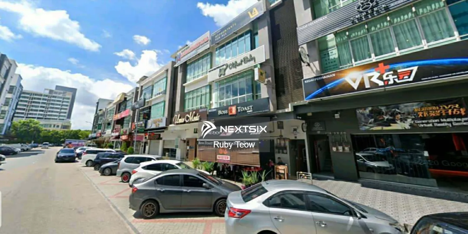 Taman Mount Austin - 3 Storey Shop Lot (Tenanted) for Sale