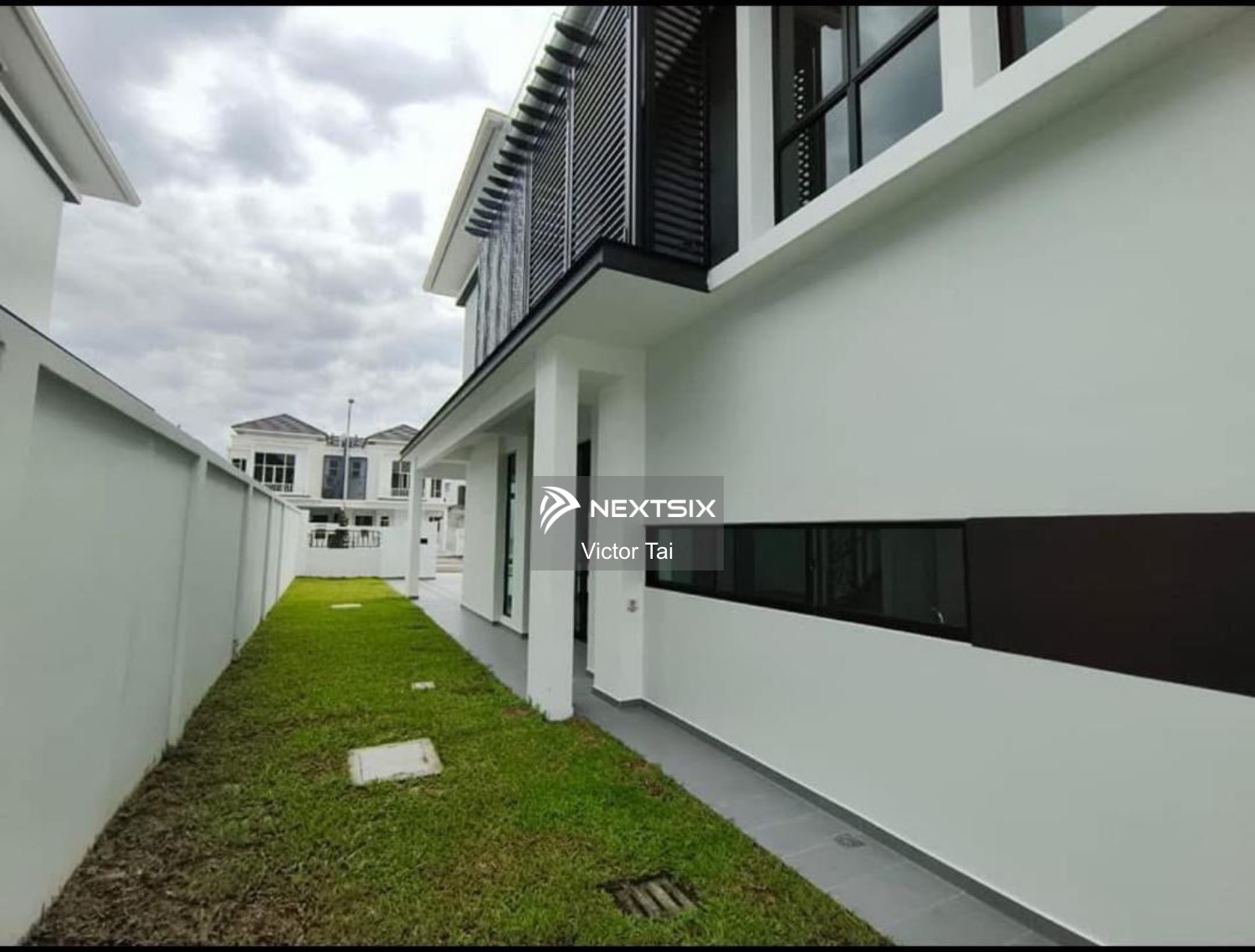 Semi-detached House For Sale in Setia Tropika Johor - Image 6