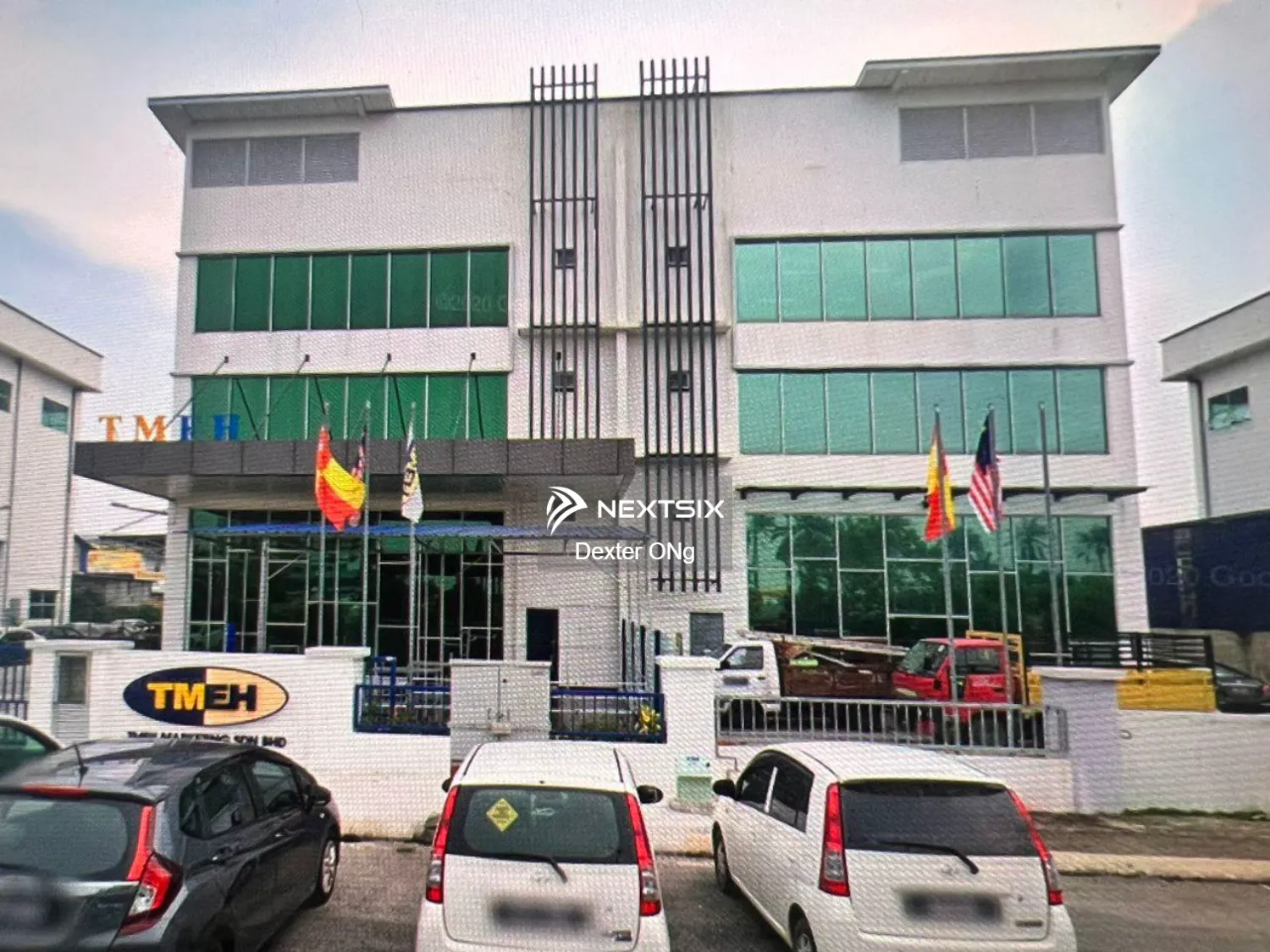 Meranti Jaya 3 Sty Semi D Factory for Sell