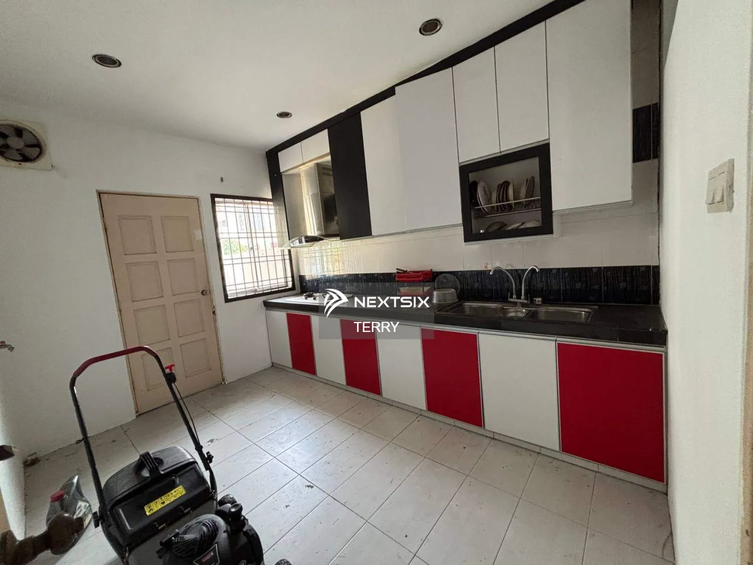 Semi-detached House For Rent in Kulai Johor - Image 8