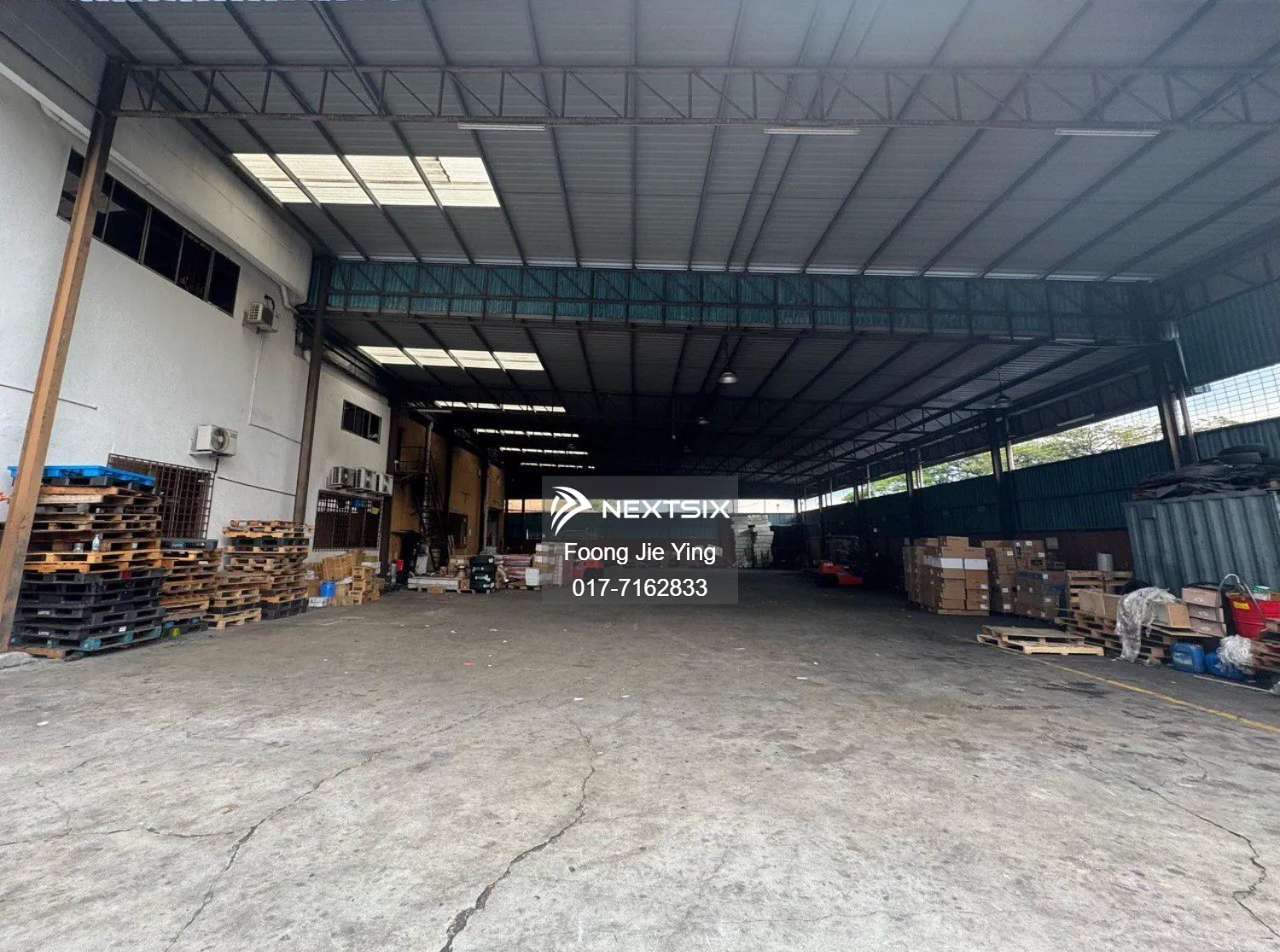 Taman Perindustrian Cemerlang, 1.5 Storey Semi-Detached Factory