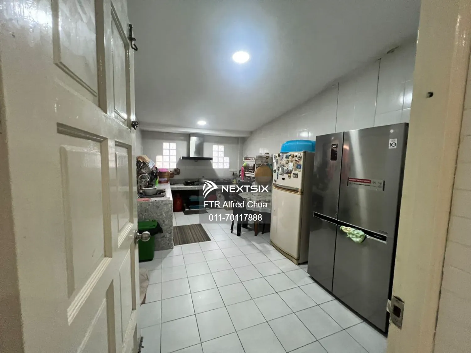 Semi-detached House For Sale in Kota Samarahan Sarawak - Image 5