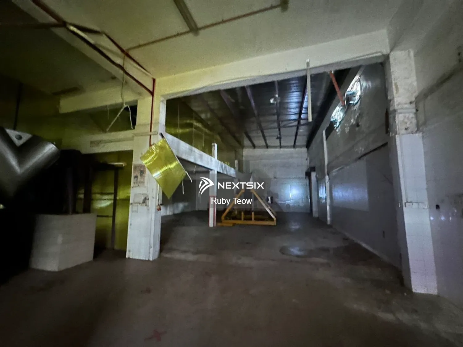 Taman Desa Cemerlang - 1.5 Storey Semi-Detached Factory (2 units) for Sale
