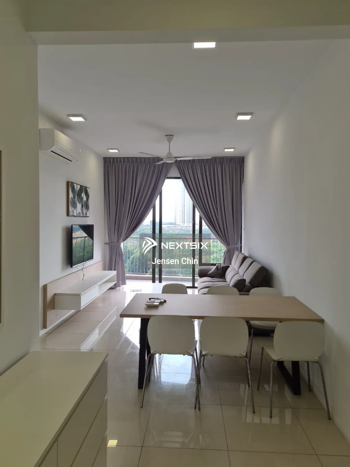 Senibong Cove - The WaterEdge Apartments