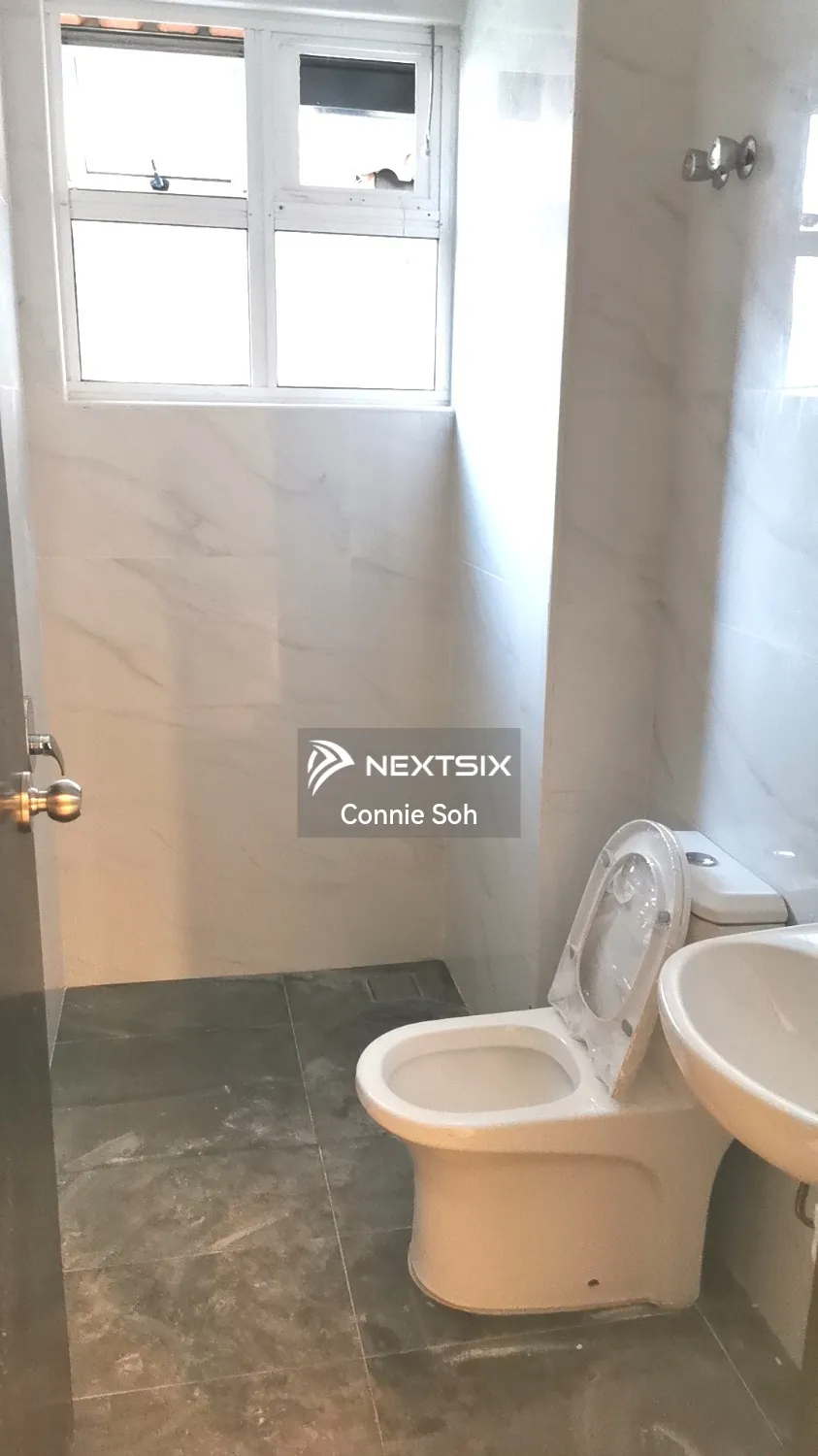 Semi-detached House For Sale in Setia Eco Park Selangor - Image 12