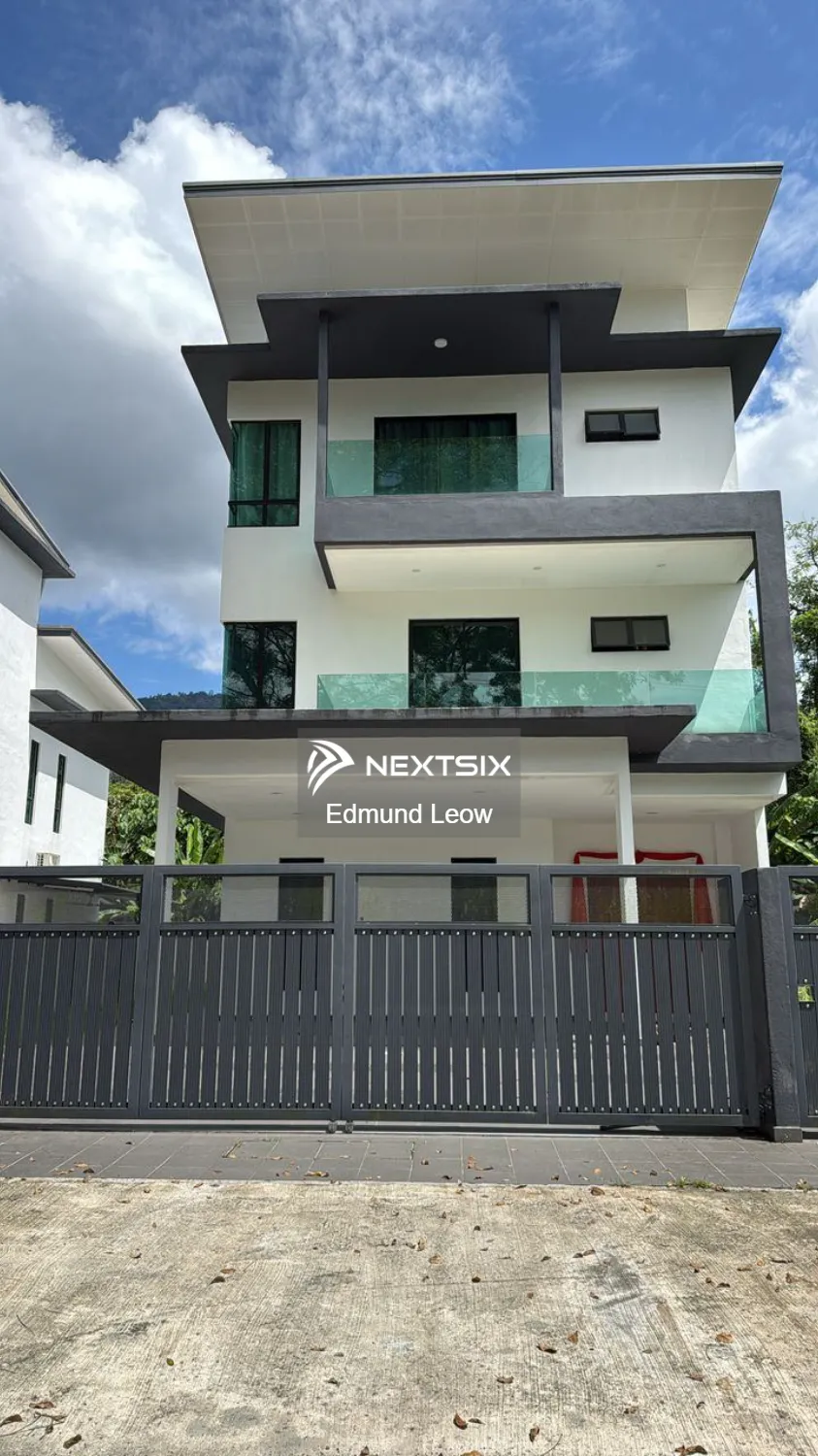 3 Storey bungalow Persiaran templer baiduri,Setia ECO Temple