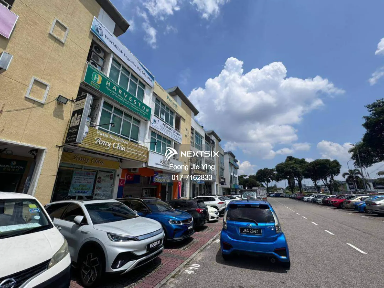 Taman Molek, 3 Storey Shop Lot Only Ground Floor For Rent