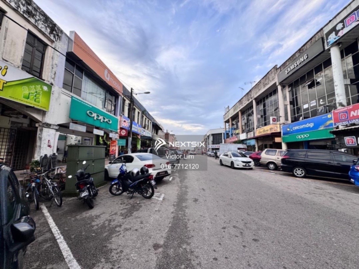 Shop For Sale in Ulu Tiram Johor