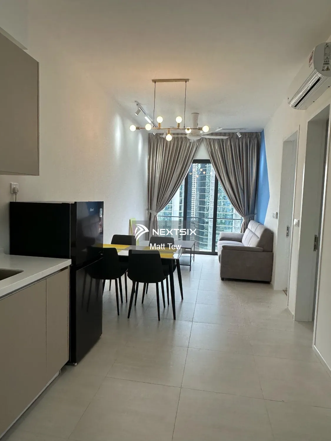 LAUREL RESIDENCE