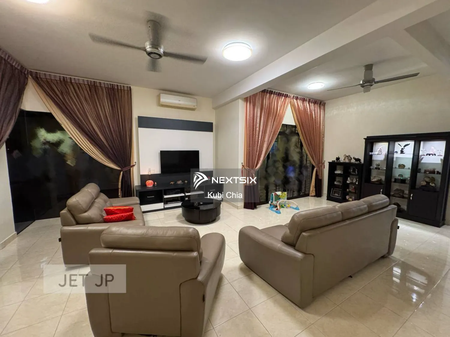 Semi-detached House For Sale in Bandar Bukit Tinggi Selangor