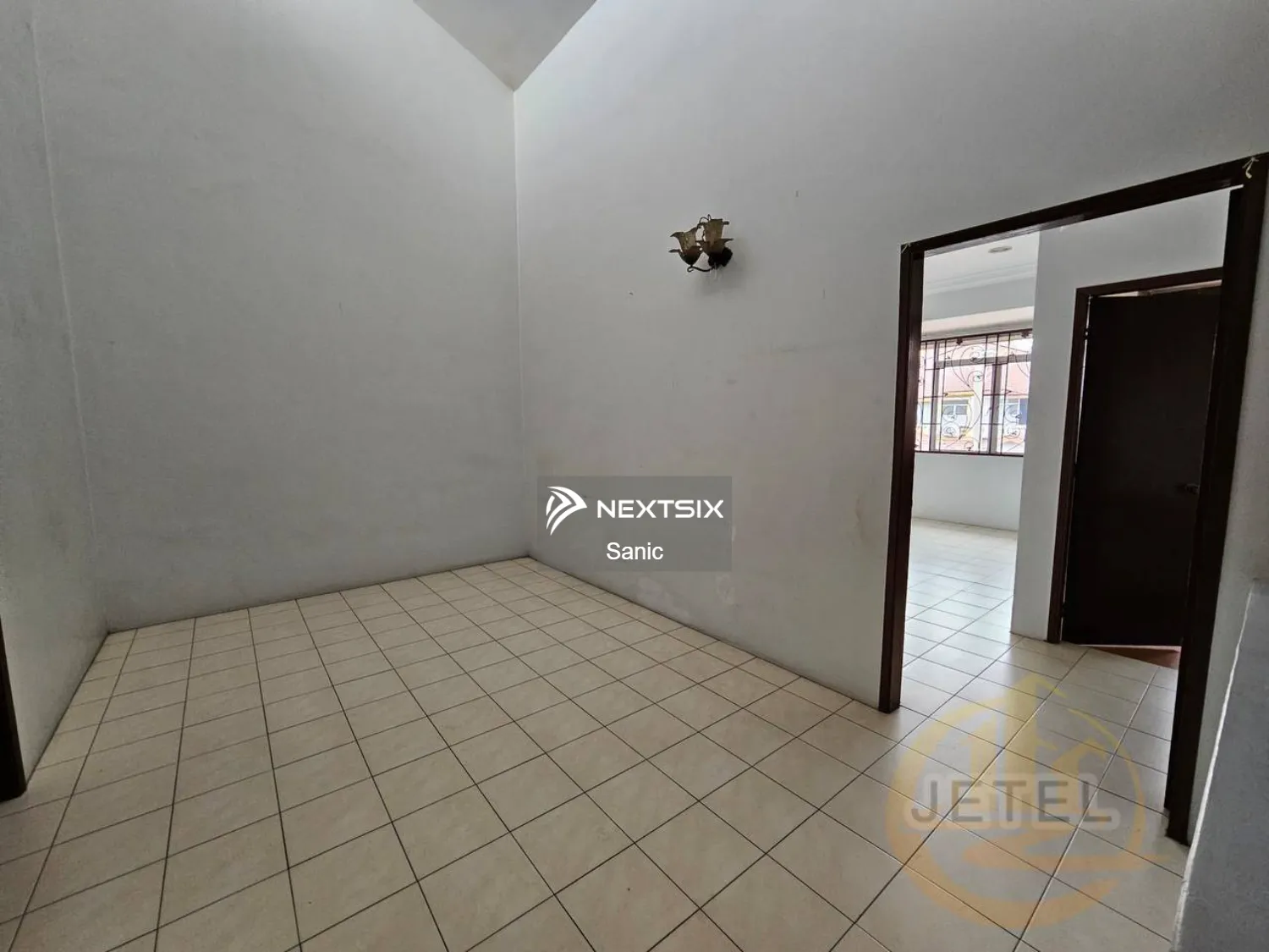 2-sty Terrace/Link House For Sale in Klang Selangor - Image 2