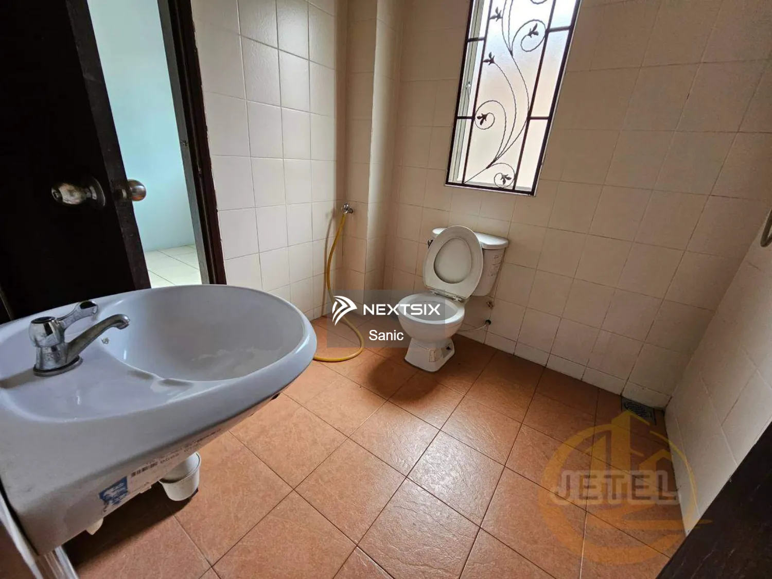 2-sty Terrace/Link House For Sale in Klang Selangor - Image 4