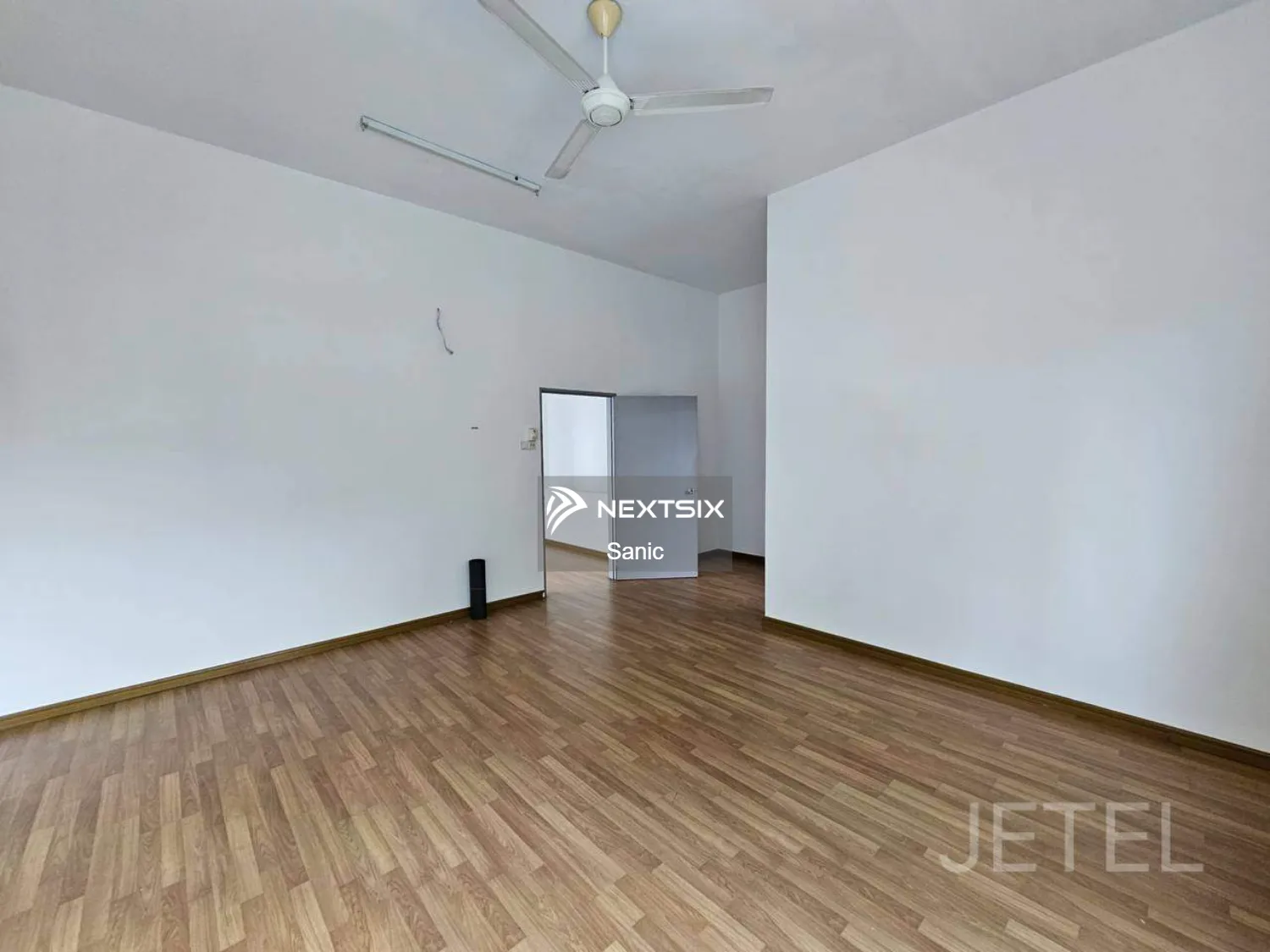 Semi-detached House For Sale in Klang Selangor