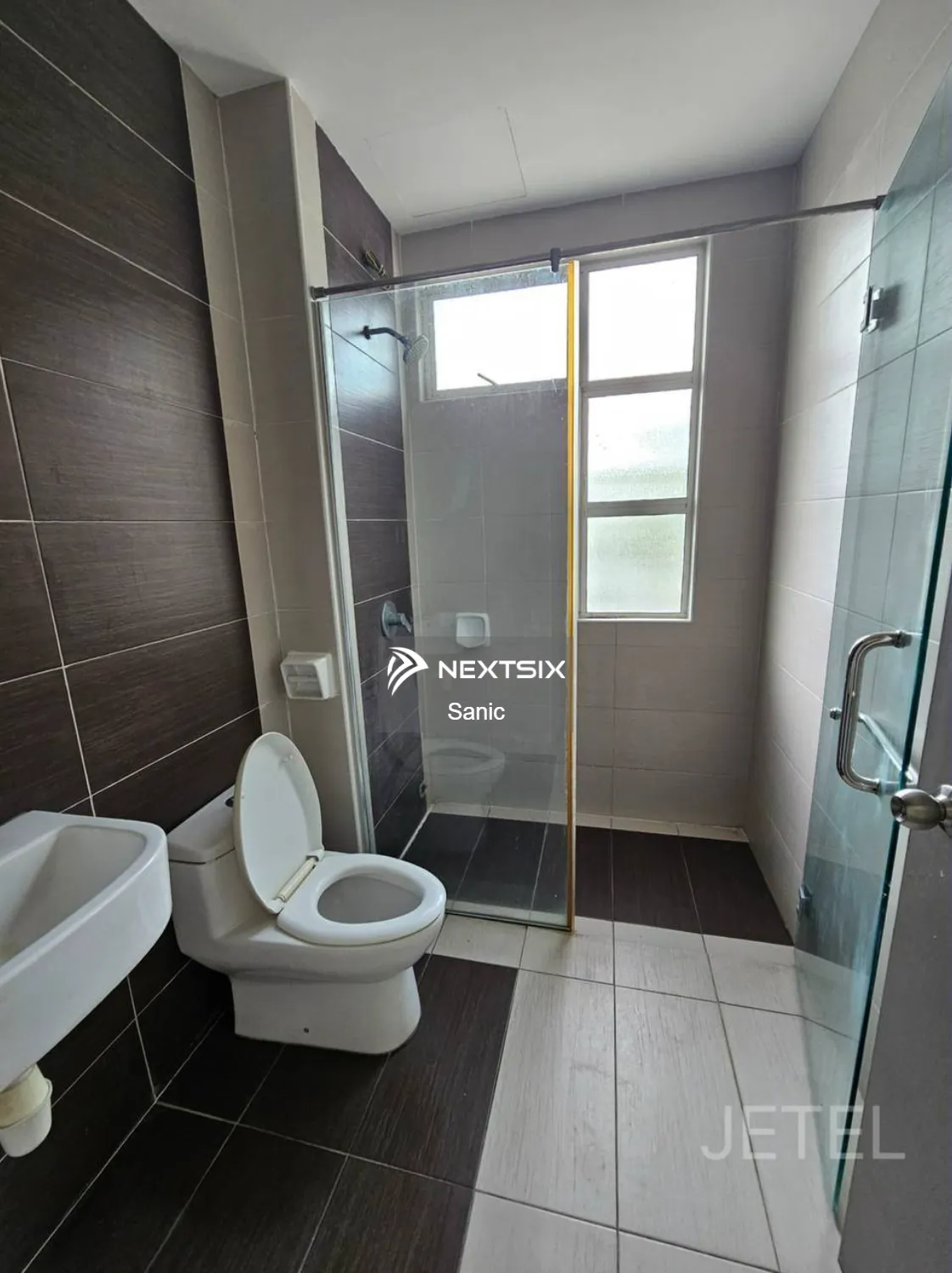 Semi-detached House For Sale in Klang Selangor - Image 8