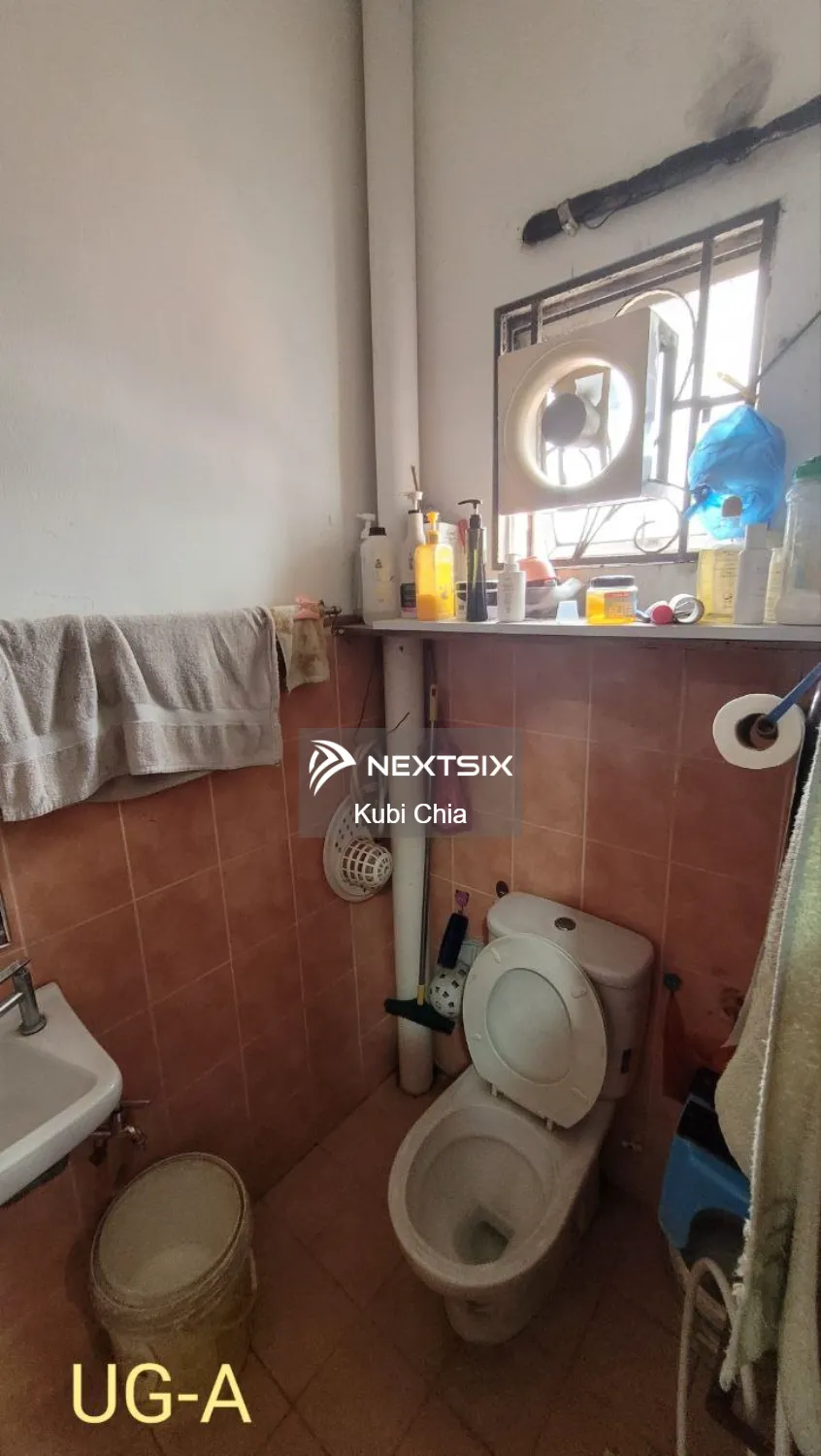 2-sty Terrace/Link House For Sale in Klang Selangor - Image 5