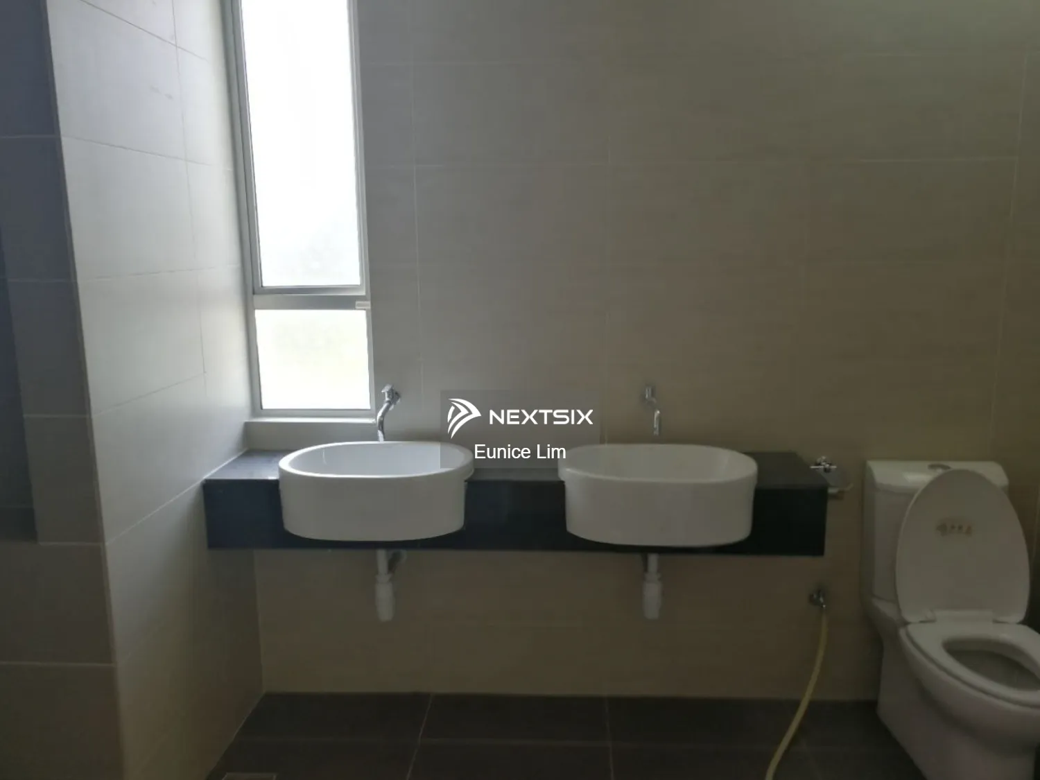 Semi-detached House For Sale in Klang Selangor - Image 5