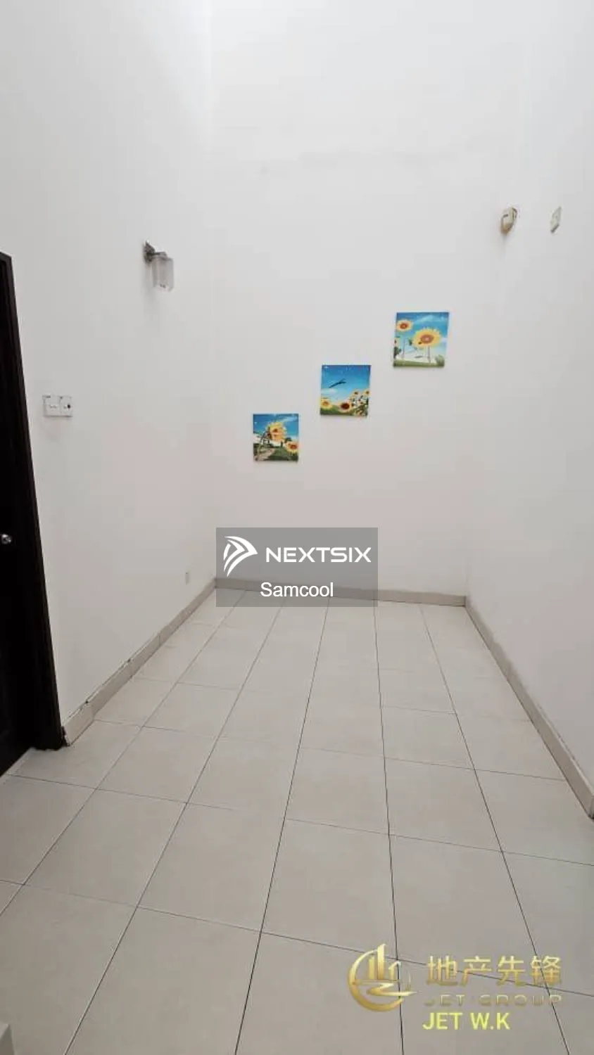 2-sty Terrace/Link House For Sale in Klang Selangor - Image 9