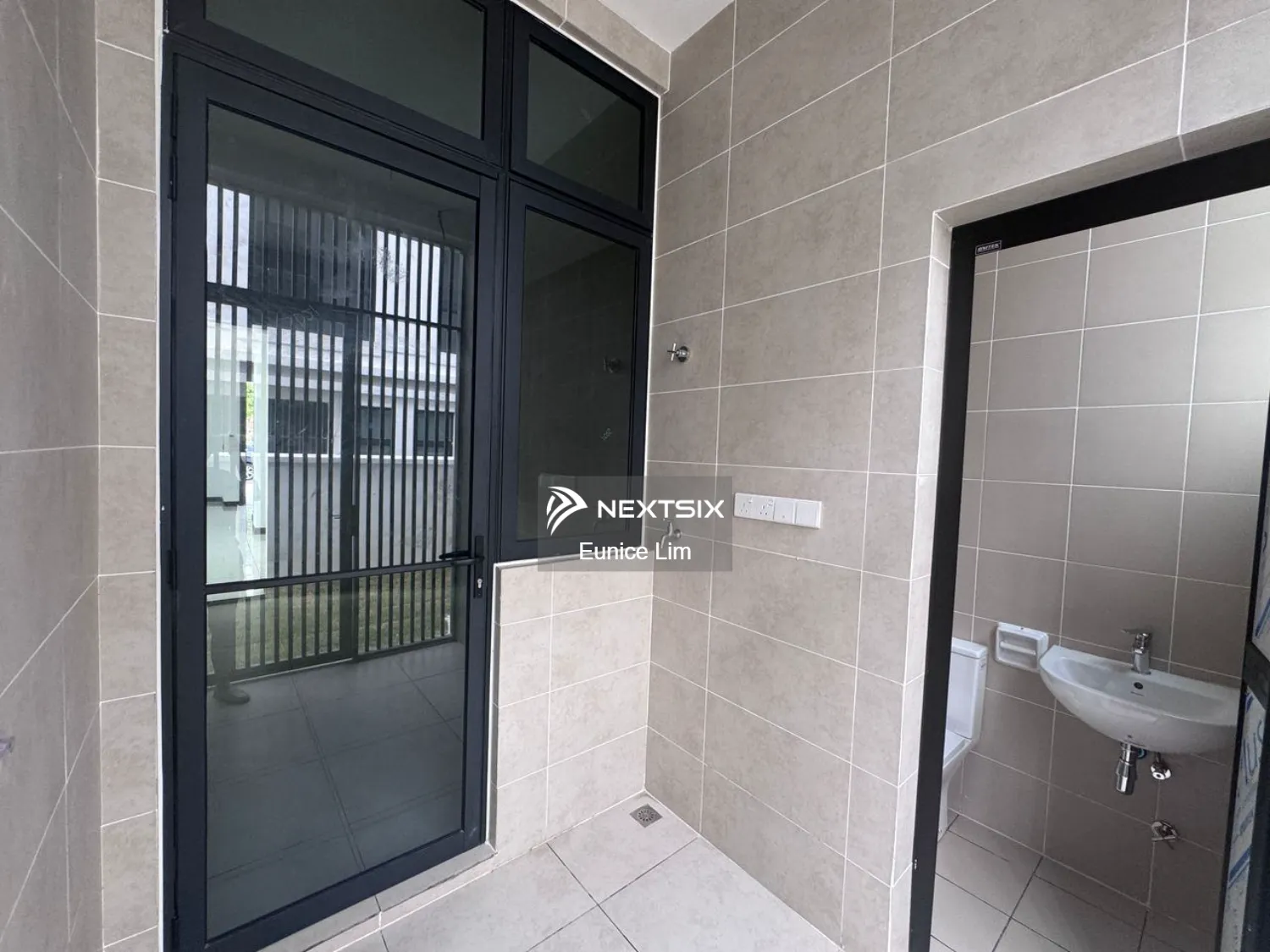 Semi-detached House For Sale in Setia Alam Selangor - Image 19