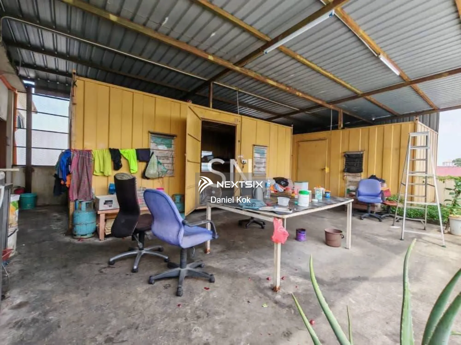 RM4mil! 57x160ft! 300amp! Limited One & Half Storey Semi D Factory Pandamaran Port Klang for Sales