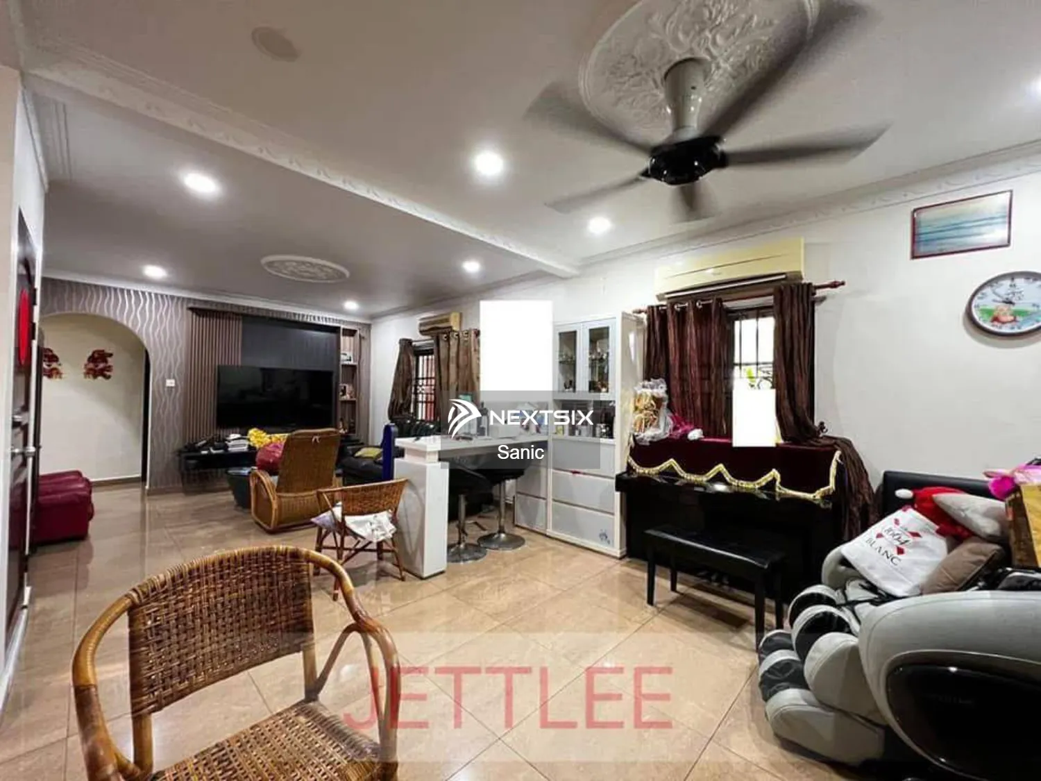 Semi-detached House For Sale in Klang Selangor