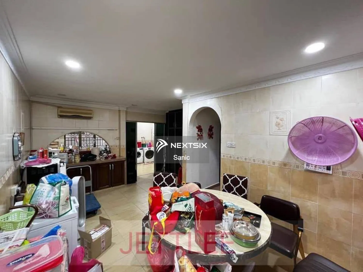 Semi-detached House For Sale in Klang Selangor - Image 5