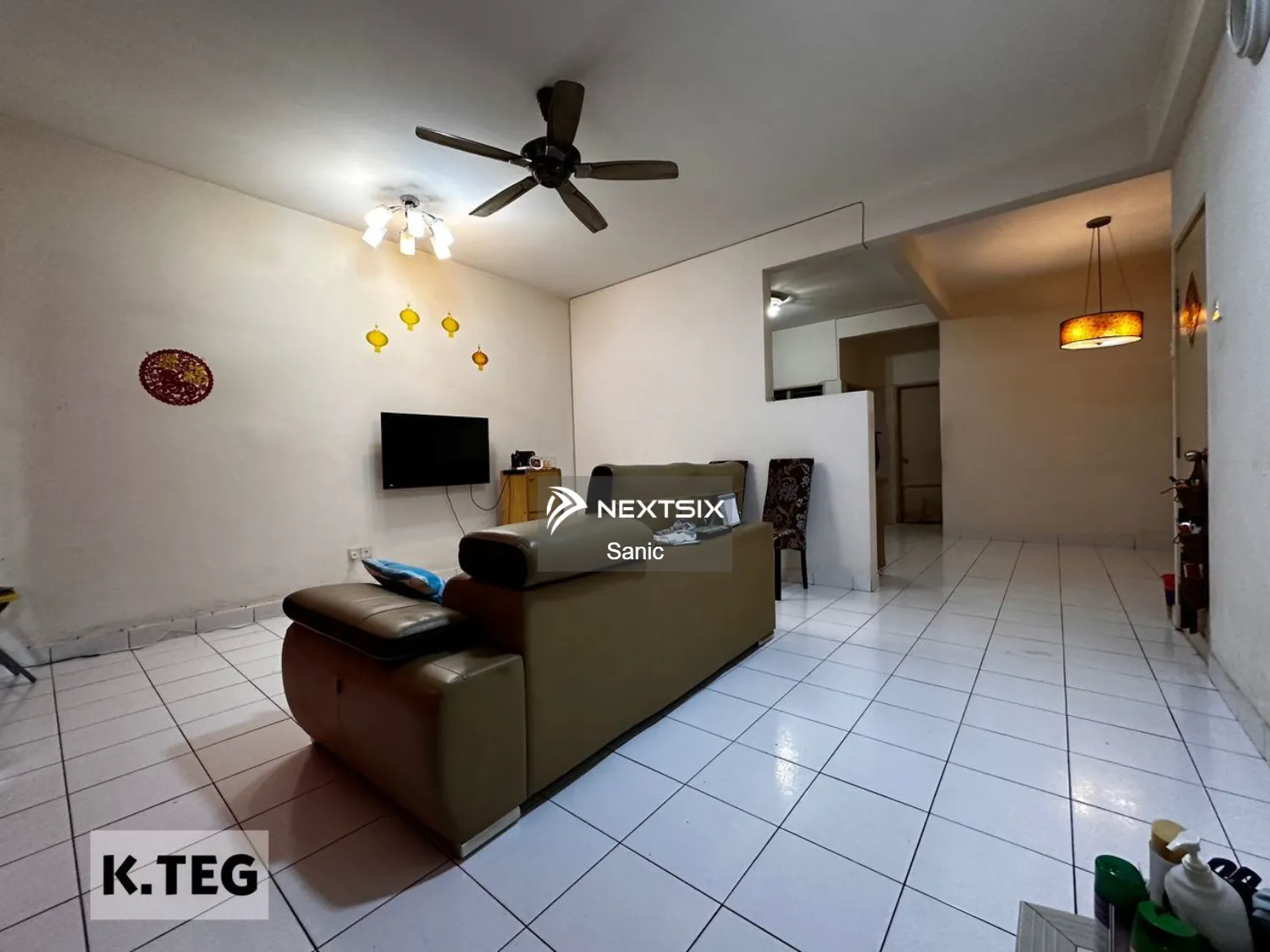 2-sty Terrace/Link House For Sale in Bandar Bukit Tinggi Selangor - Image 2
